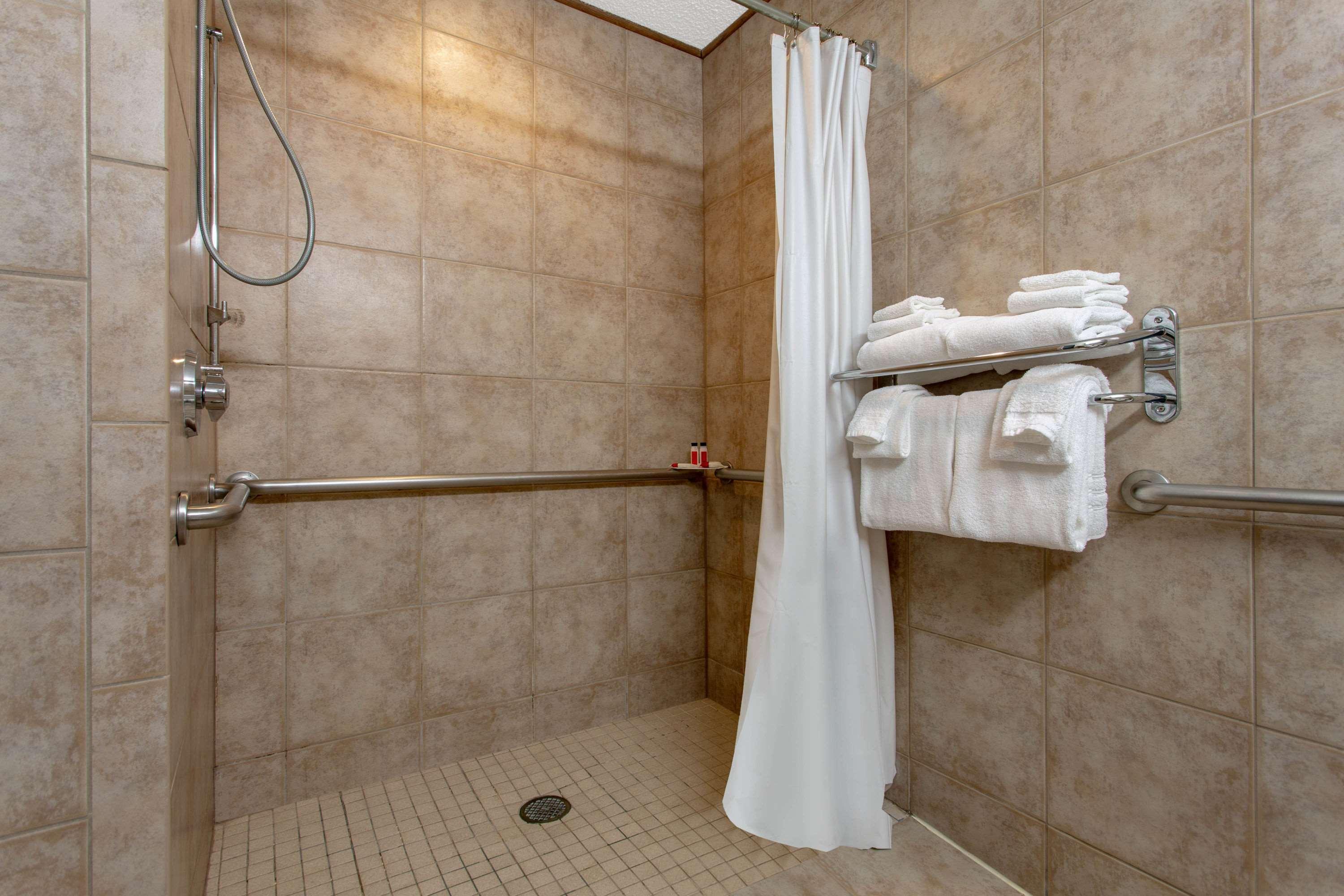 Microtel Inn & Suites By Wyndham Lillington/Campbell University Exteriör bild